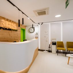 pomadent reception